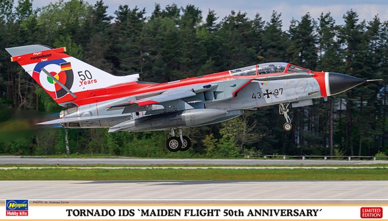 Hasegawa 02479 - 1/72 Tornado IDS Maiden Flight 50th Anniversary